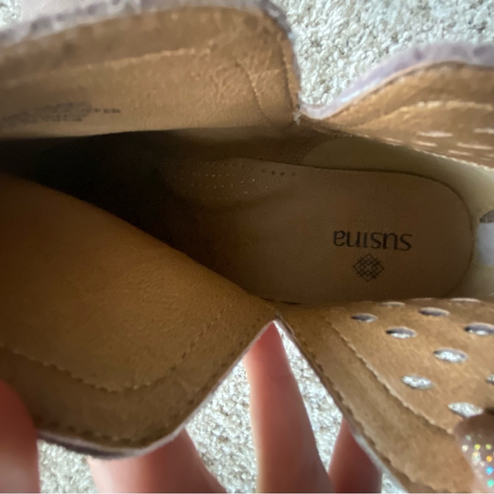 Susina 8.5 pink suede ankle booties, back zipper, side angle cut - Picture 6 of 7